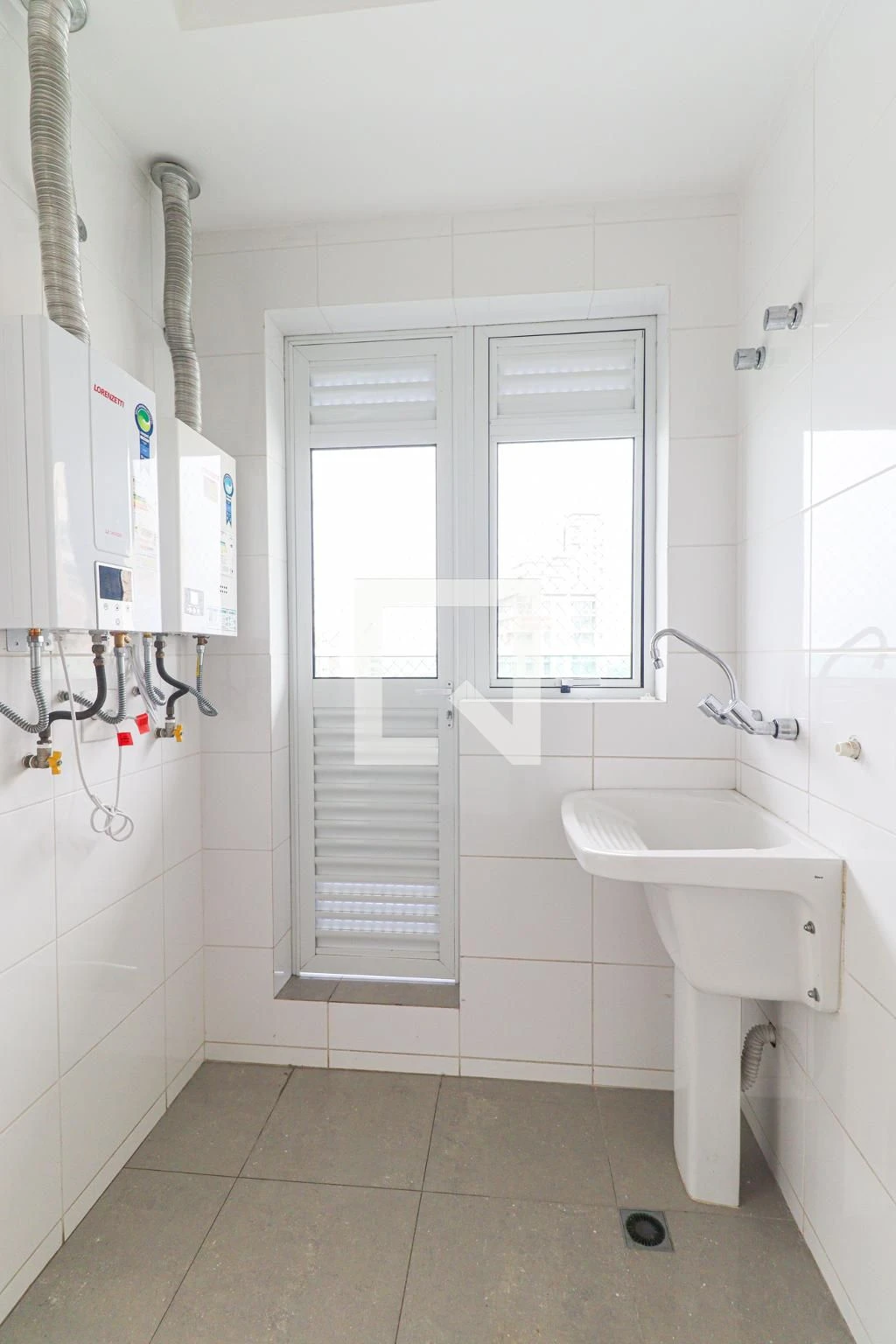 Apartment, 255 m², with a bathtub — photo 42