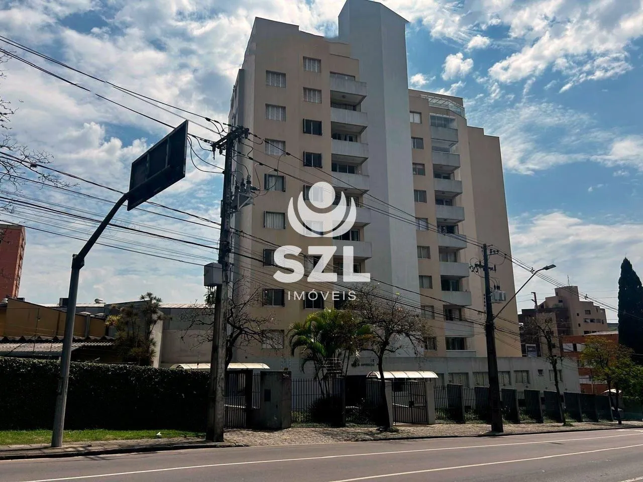 Apartamento com piso de madeira ou laminado, Cabral — photo 13