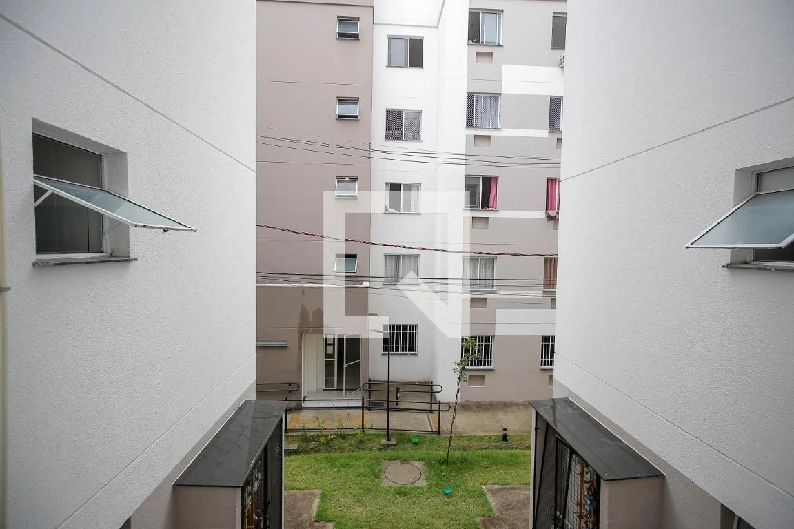 2-bedroom apartment with laundry area and 1 parking spot — photo 32