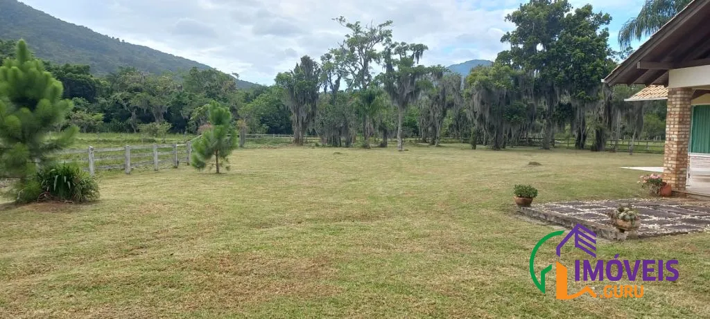 Vista a la montaña y 2 dormitorios: casa de 80 m² — photo 13