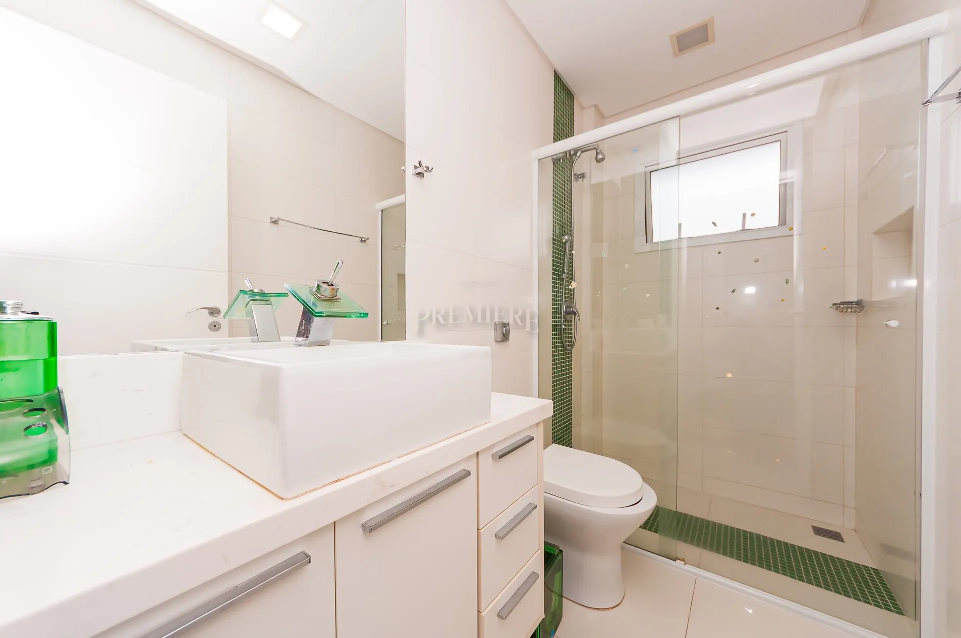 House with 3 en-suite bedrooms and 450 m² — photo 15
