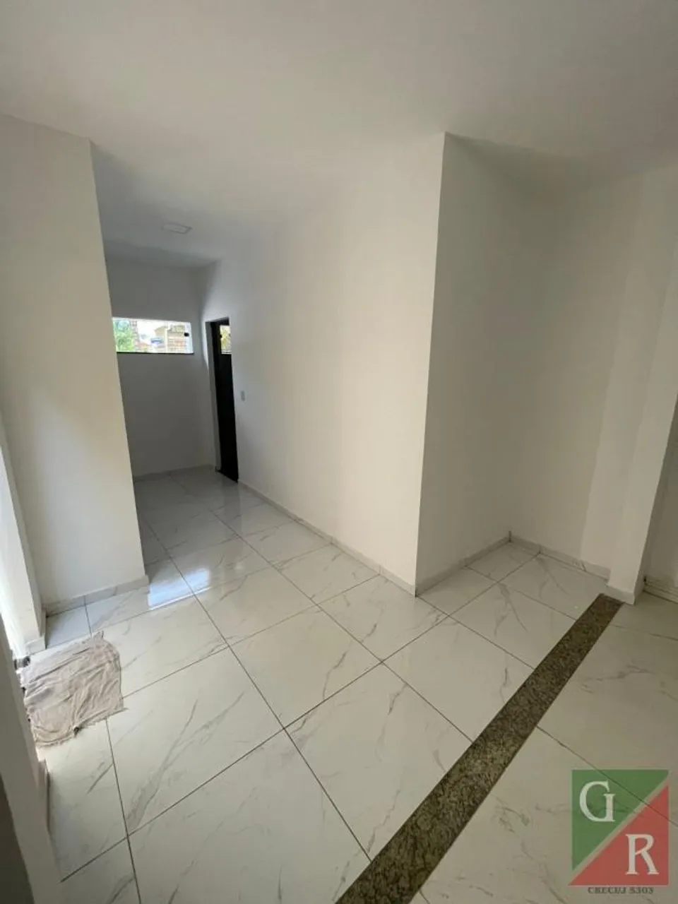 3-bedroom apartment with an open-plan kitchen — photo 11