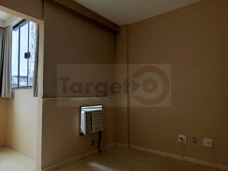 Home office in a 4-bedroom apartment, 230 m² — photo 24
