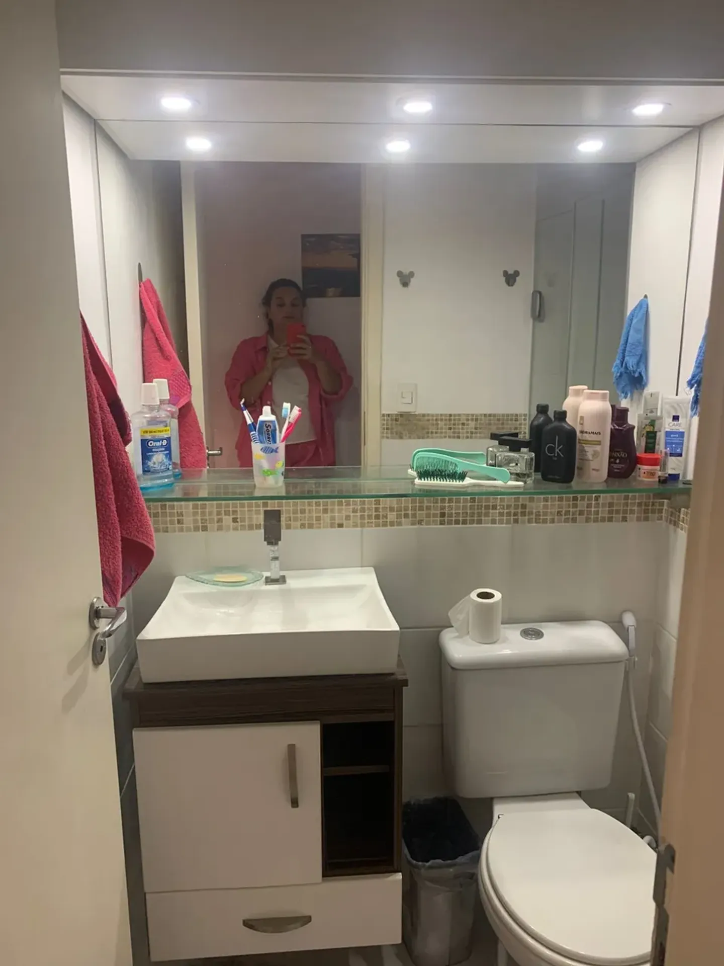 Apartamento mobiliado com 2 quartos e 1 banheiro — photo 10