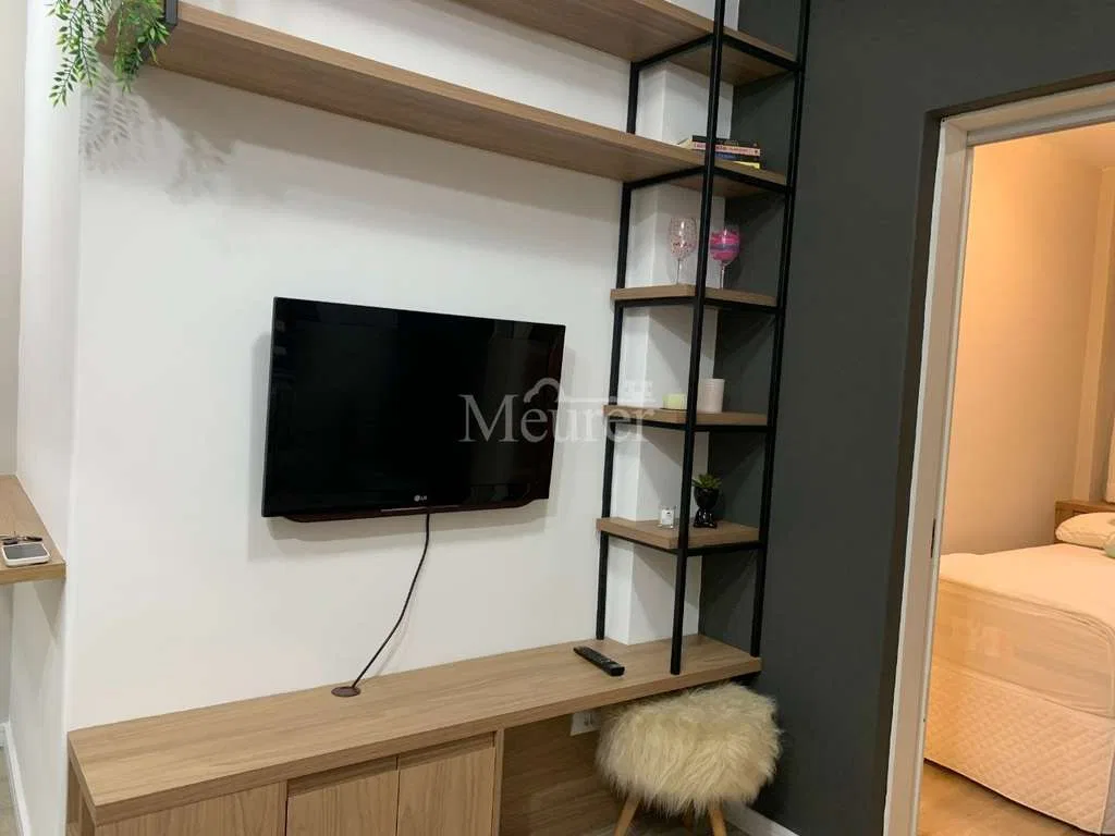 Furnished apartment, 27 m², with wood or laminate floors — photo 11