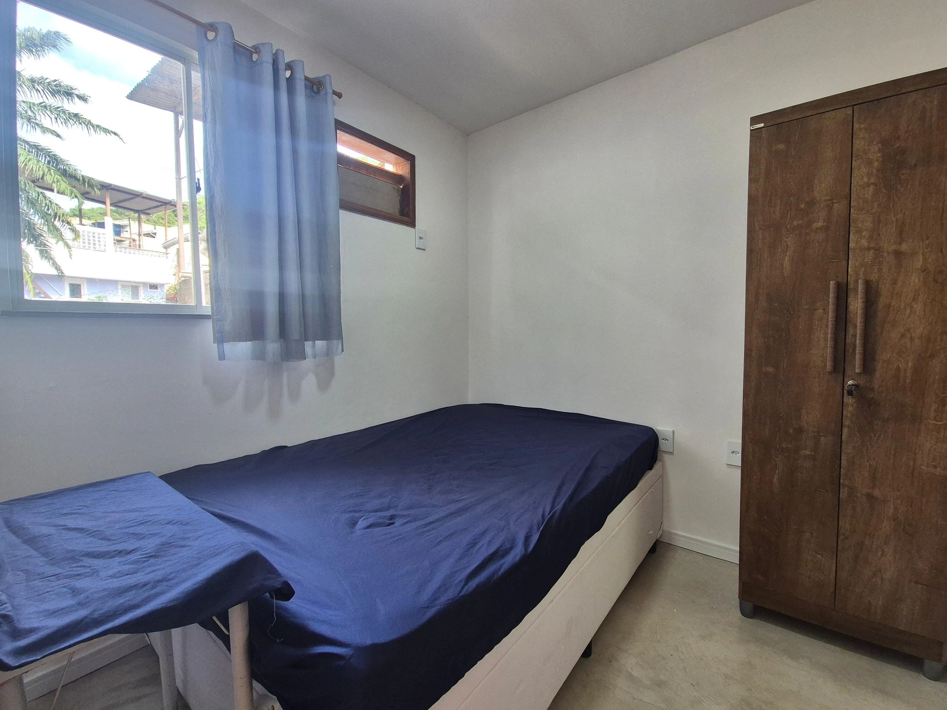 Home office in a one-bedroom apartment, 30 m² — photo 4