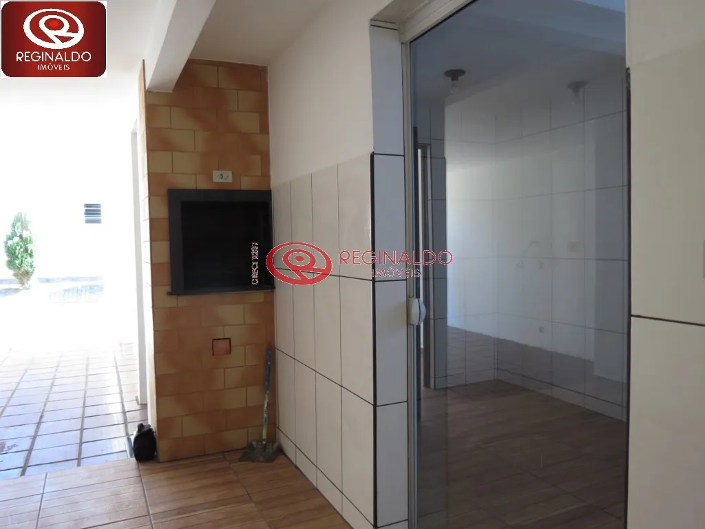 House with 2 bedrooms, 1 bath and 1 parking space — photo 15
