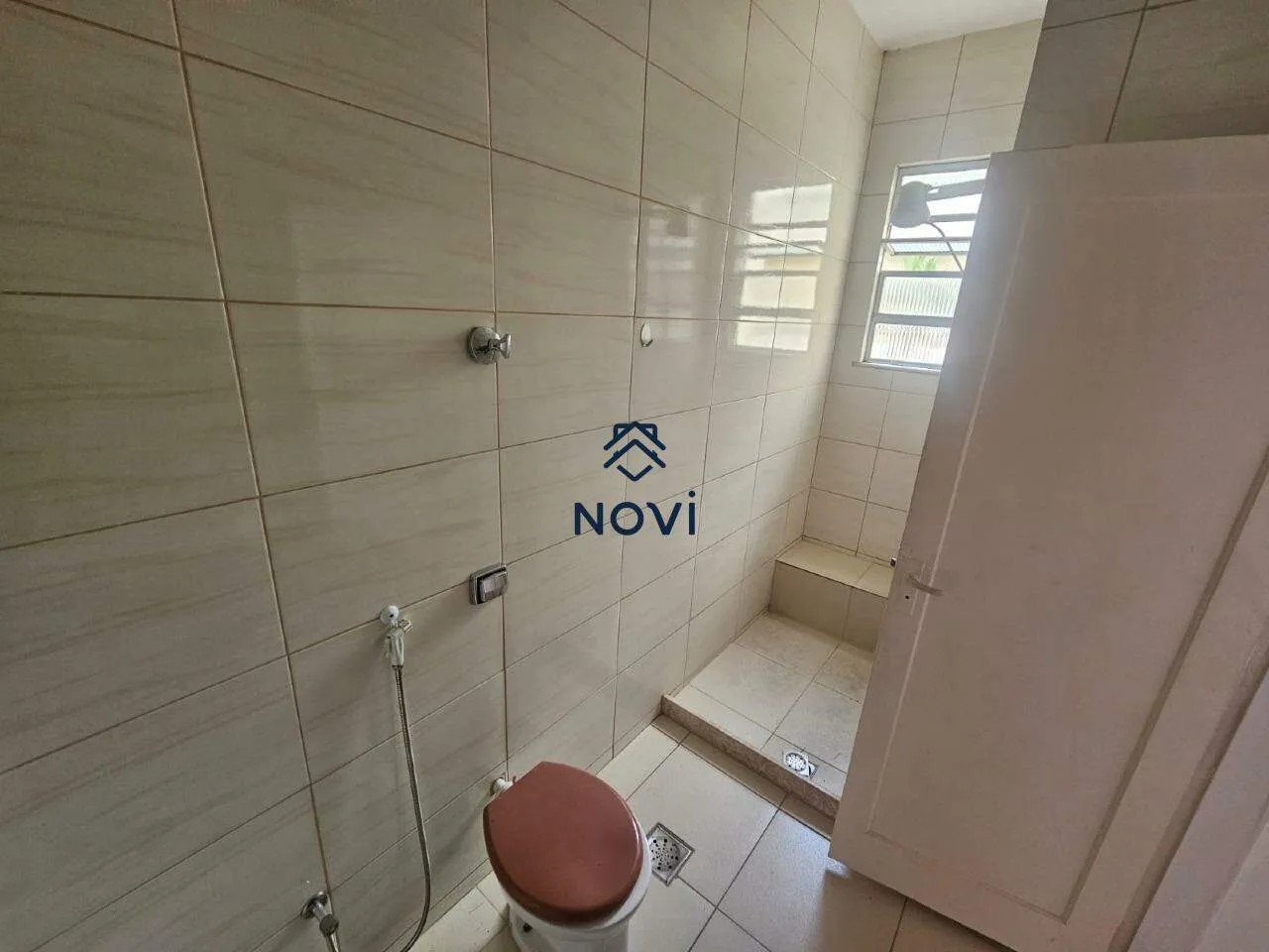 1-bedroom apartment with balcony and 48 m² — photo 25