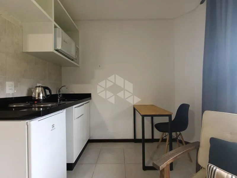 Casa de 1 dormitorio con lavadora en Florianópolis — photo 18