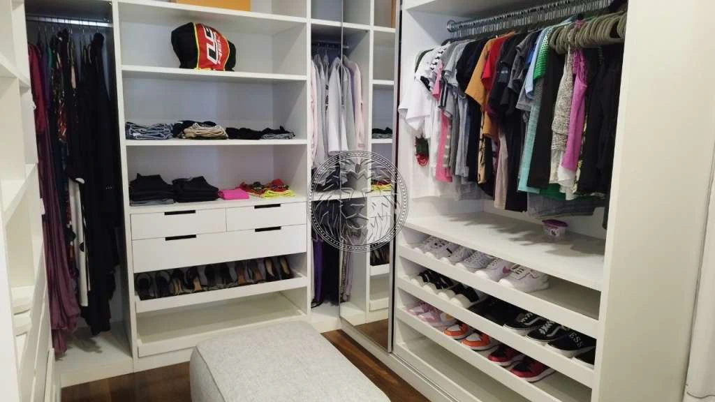 Дом на 4 спальни-сьют, 7 санузлов и 4 места, 1228 м² — photo 6