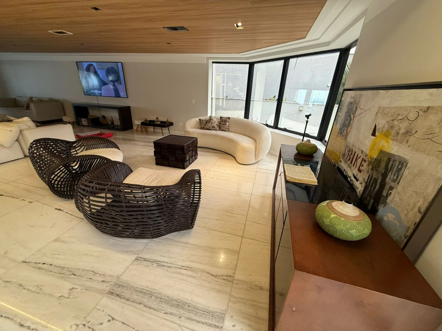 Furnished house with 5 en-suite bedrooms and 600 m² — photo 19