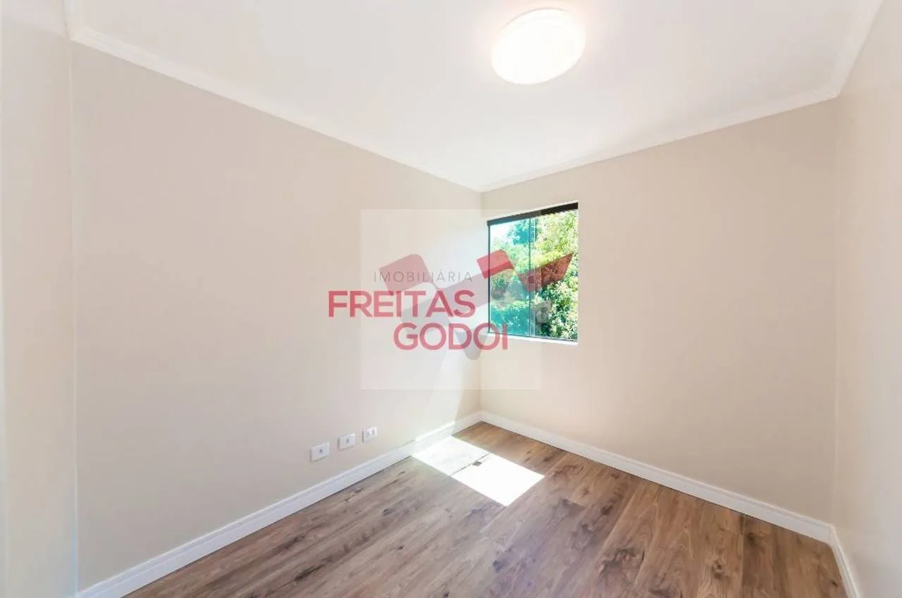 2-bedroom house with floor-to-ceiling windows in Curitiba — photo 38