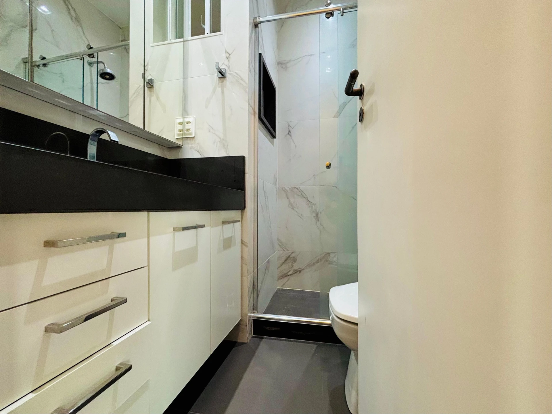 Apartamento com 3 quartos, varanda e cozinha integrada — photo 8