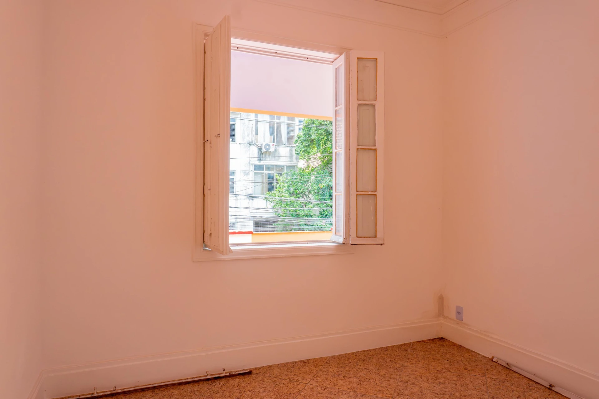 5 quartos e jardim: casa de 130 m² — photo 21