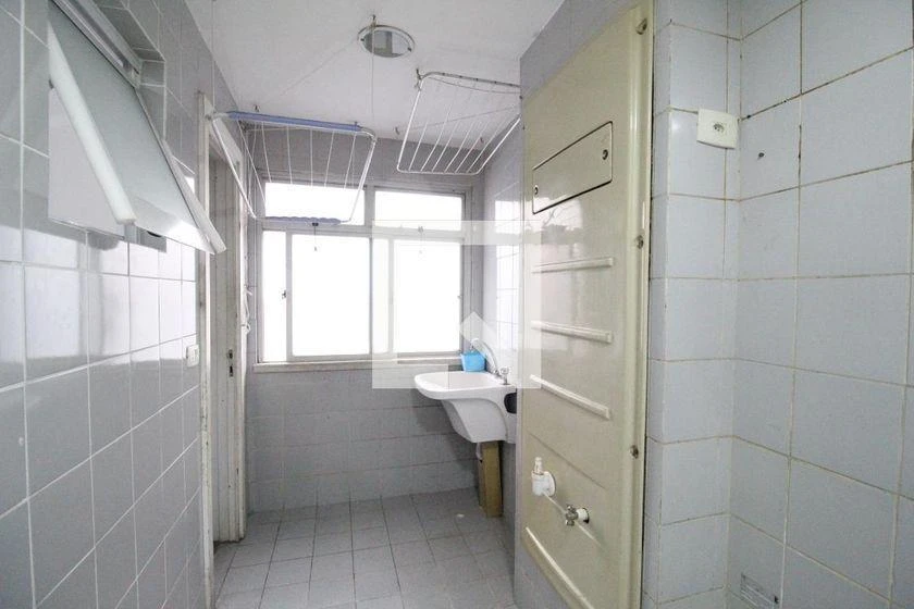 3-bedroom apartment in a building with a sauna — photo 37