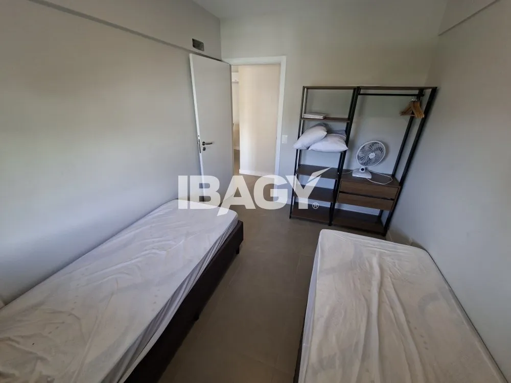 Furnished 2-bedroom apartment with gas stove kitchen — photo 29