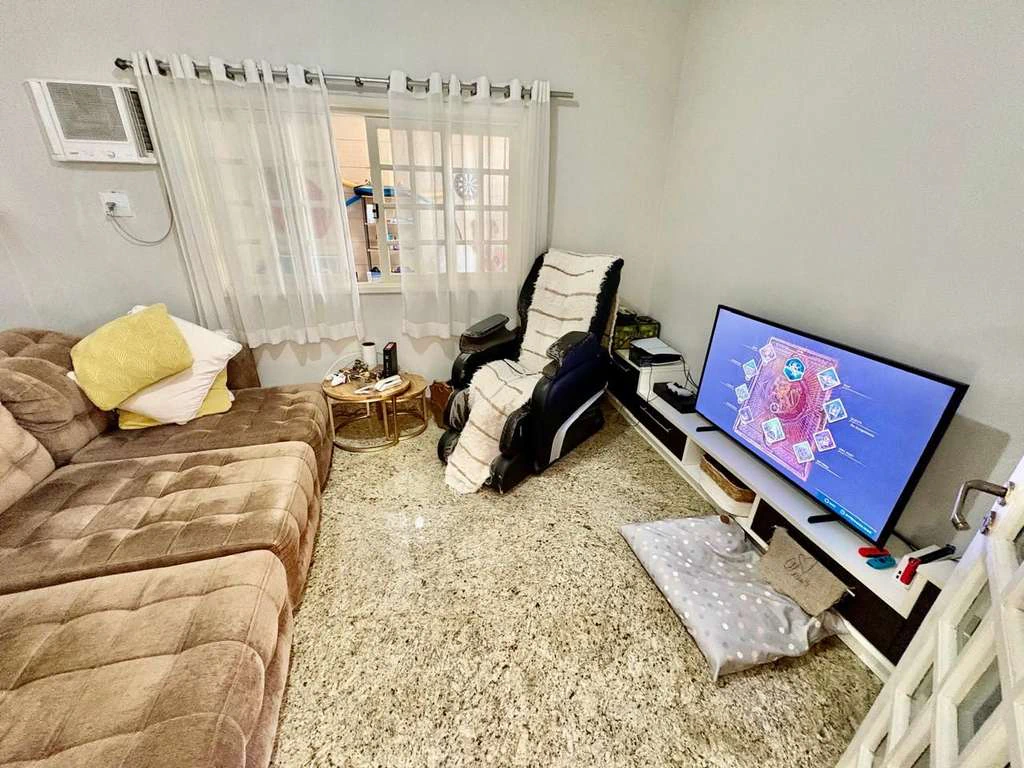 Furnished 4 en-suite bedrooms with 9 bathrooms — photo 12