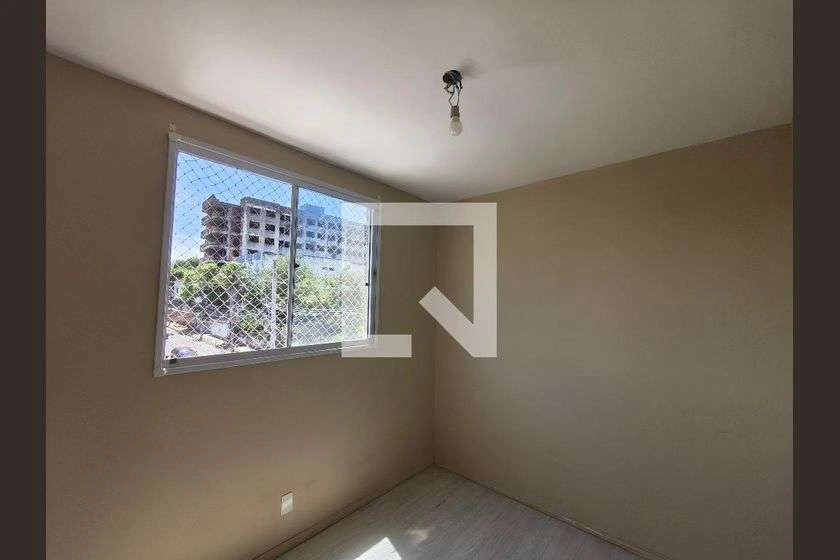 Apartamento de 2 quartos e 1 banheiro com cozinha fechada — photo 20