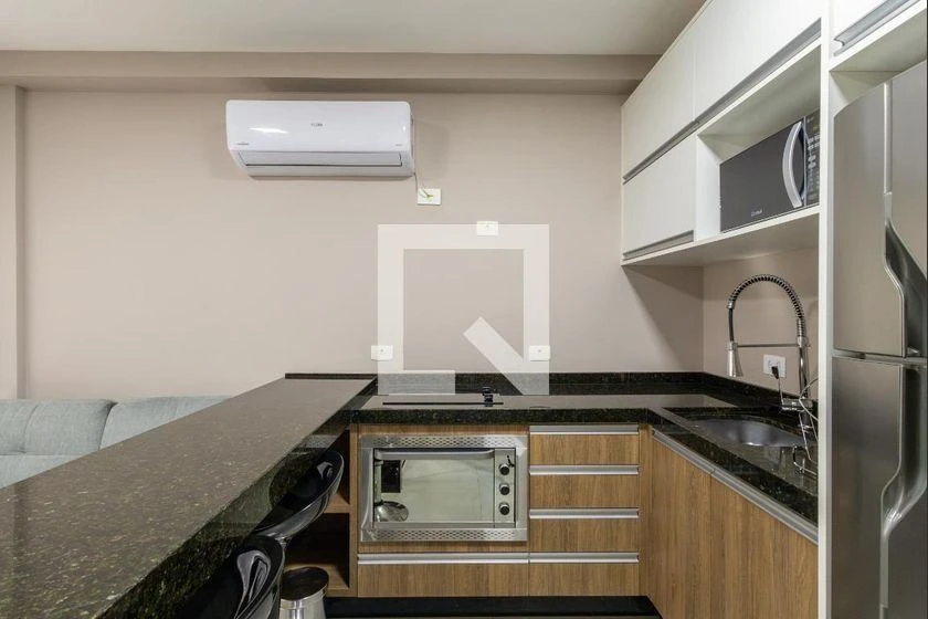 One-bedroom apartment with a home office in Curitiba — photo 9
