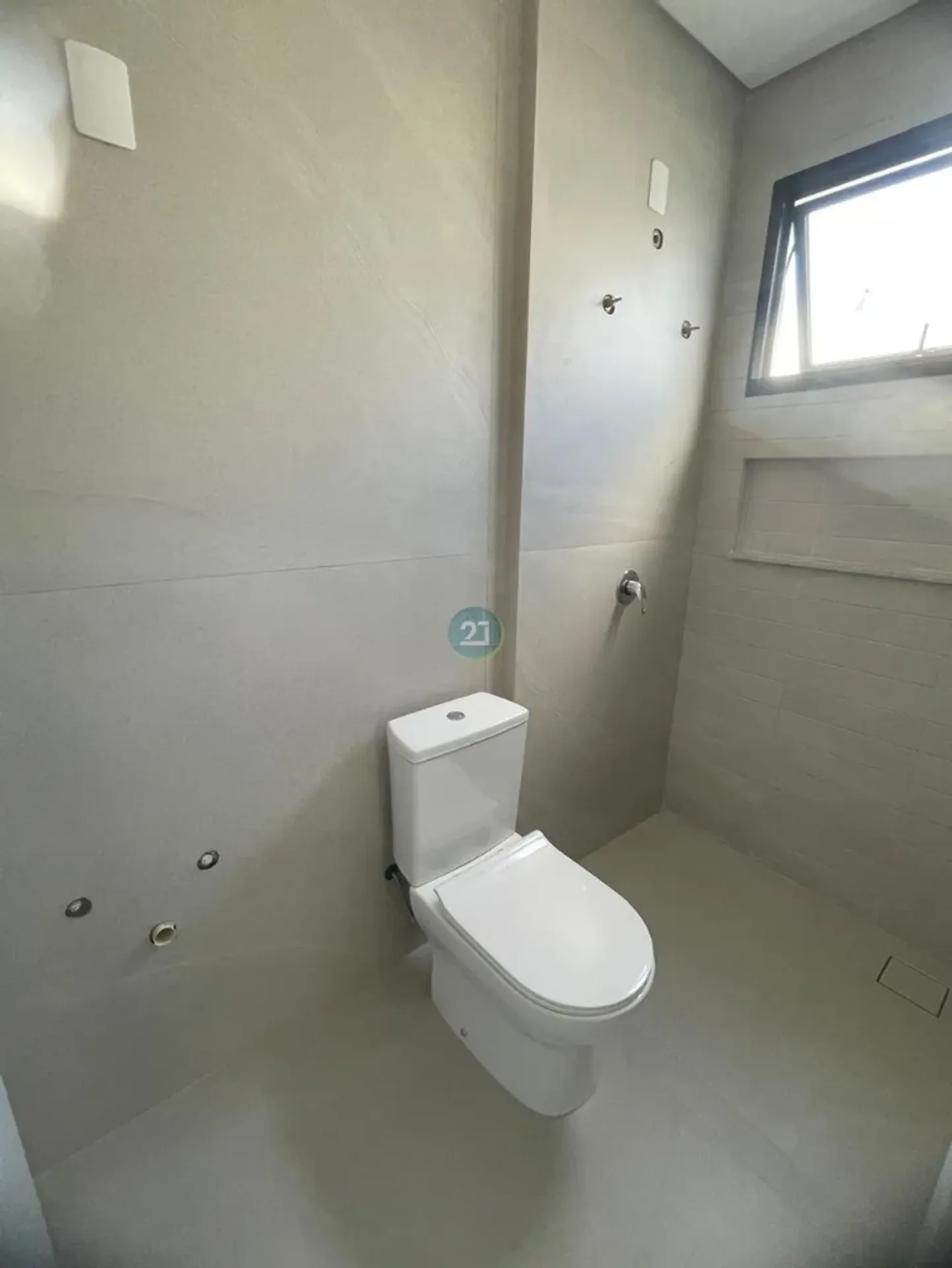 247 m² apartment with 3 en-suite bedrooms and 2 parking — photo 22