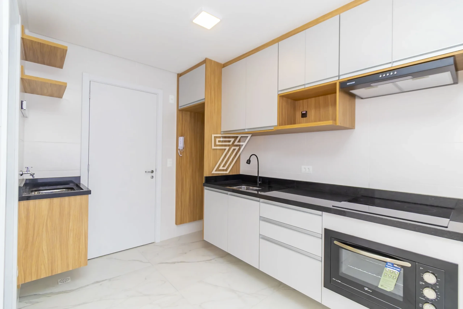 43 m² duplex loft with an open-plan kitchen — photo 5