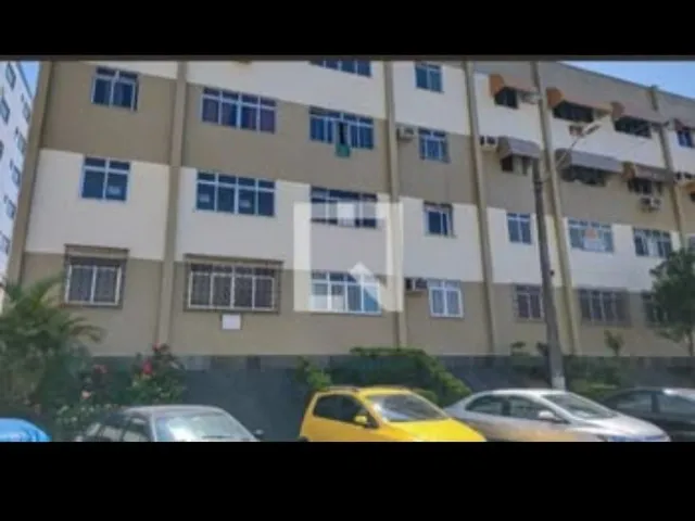 One-bedroom apartment in a building with a gym — photo 4