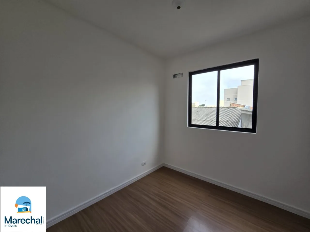 Condo house with a private BBQ area — photo 18