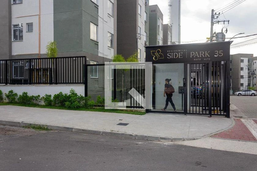 Apartamento de 2 quartos com piso de madeira ou laminado — photo 24