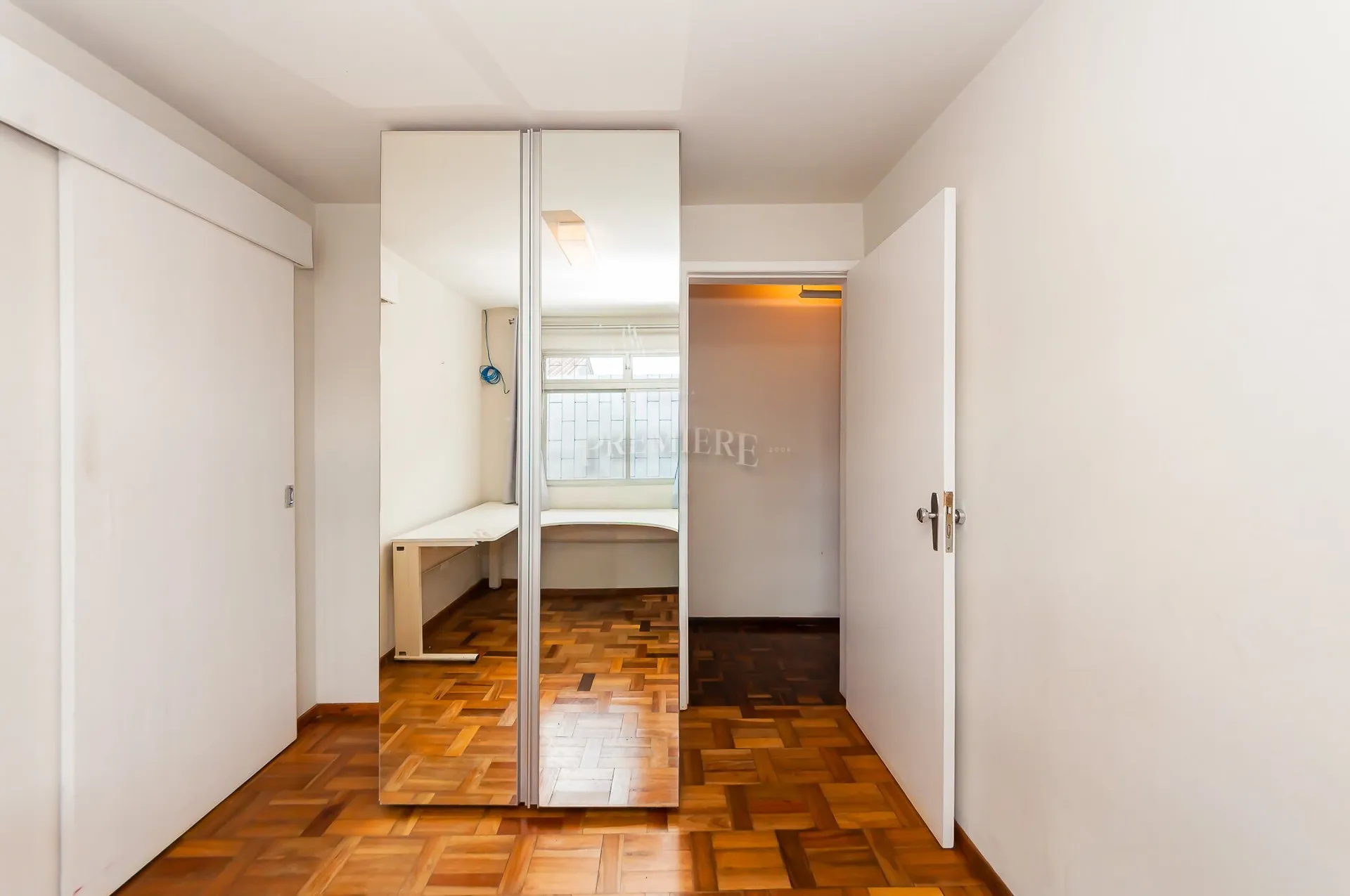 230 m² unfurnished apartment with 4 bedrooms and private garden — photo 17