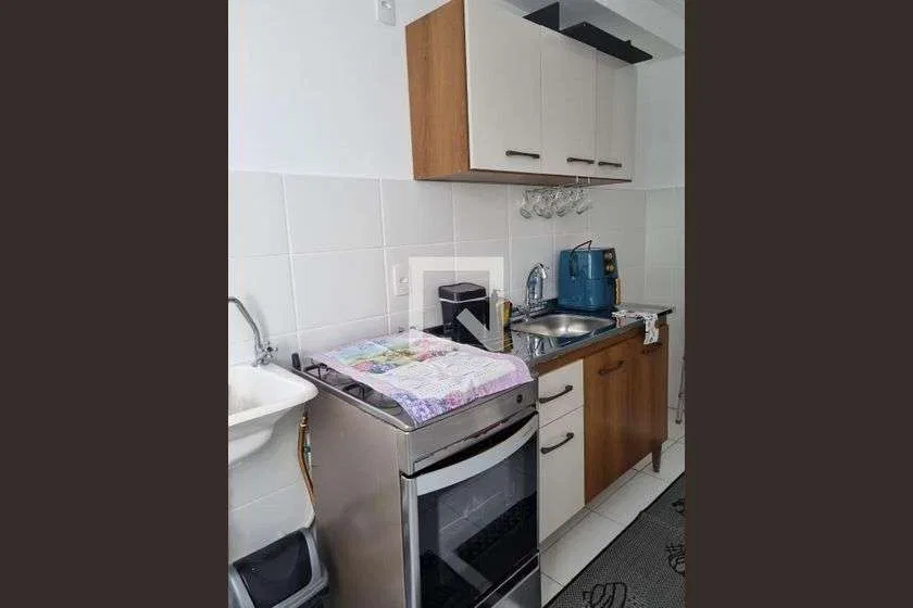 Apartamento mobiliado de 48 m² com 2 quartos e fogão a gás — photo 21