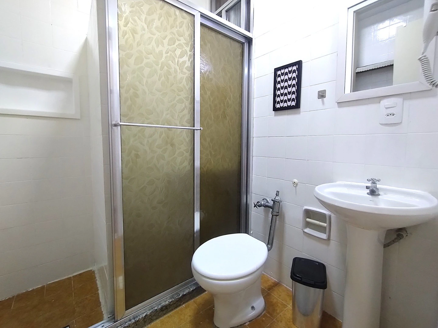 Furnished studio of 22 m² with bedroom and living space — photo 9
