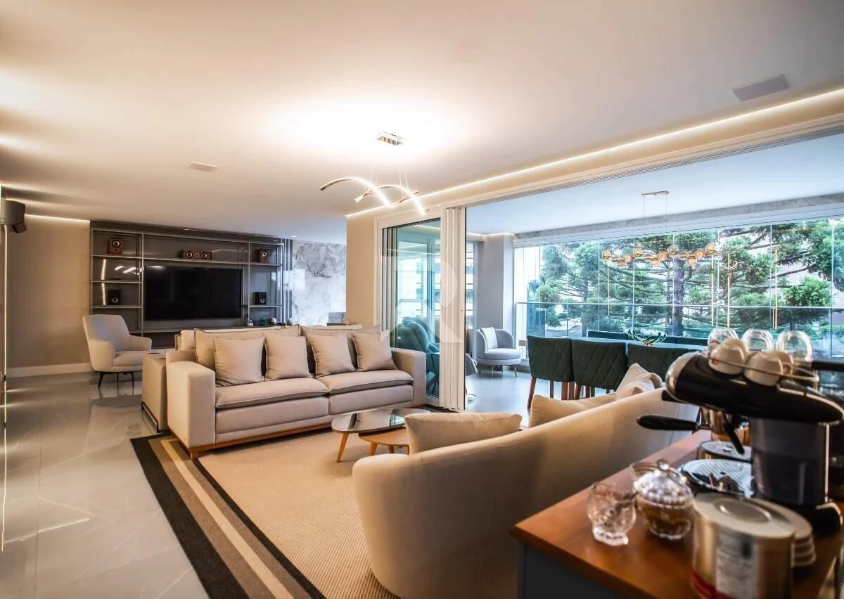 Apartment with 4 bedrooms, 255 m² and 4 parking spots — photo 3