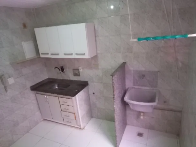 Unfurnished 1-bedroom apartment with private laundry — photo 6