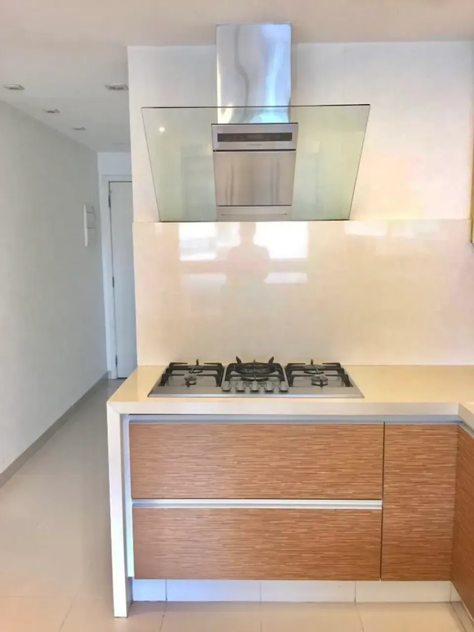 Furnished apartment with 4 bedrooms and integrated kitchen — photo 13
