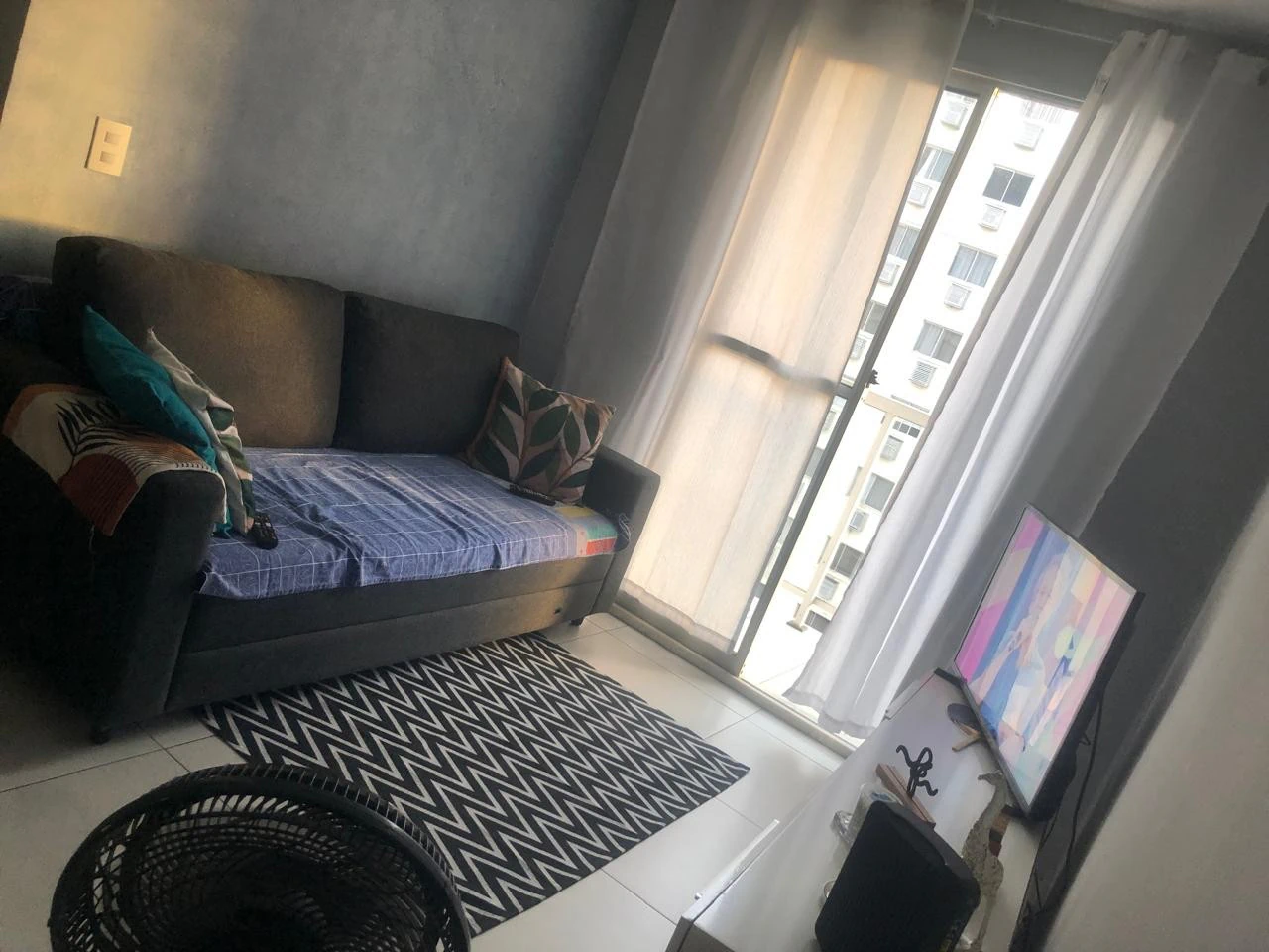 Furnished 2-bedroom apartment with an en-suite — photo 3