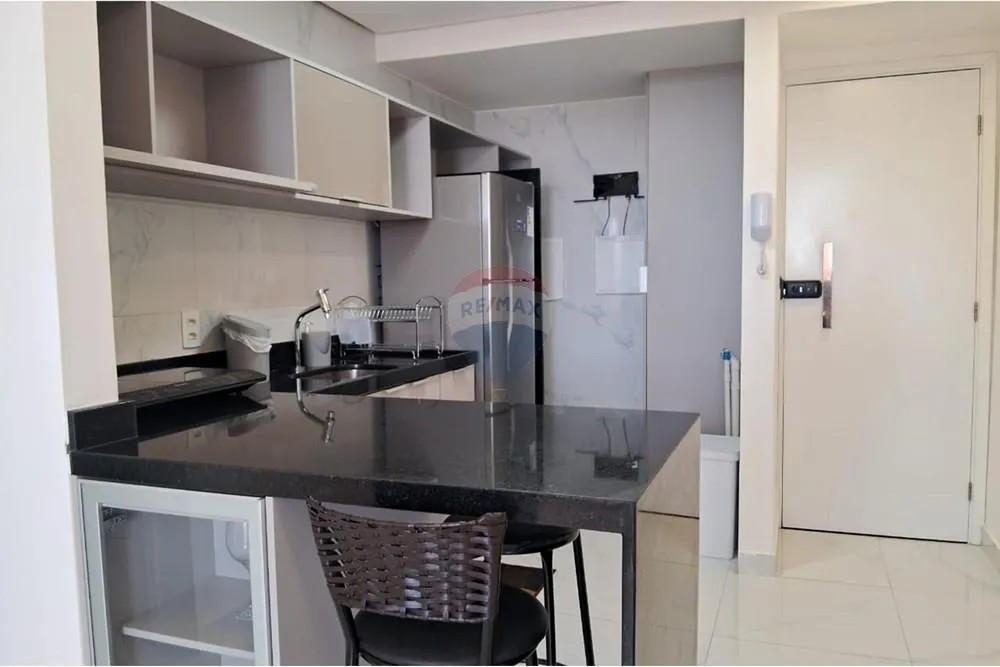 2-bedroom apartment in a building with a coworking space — photo 6