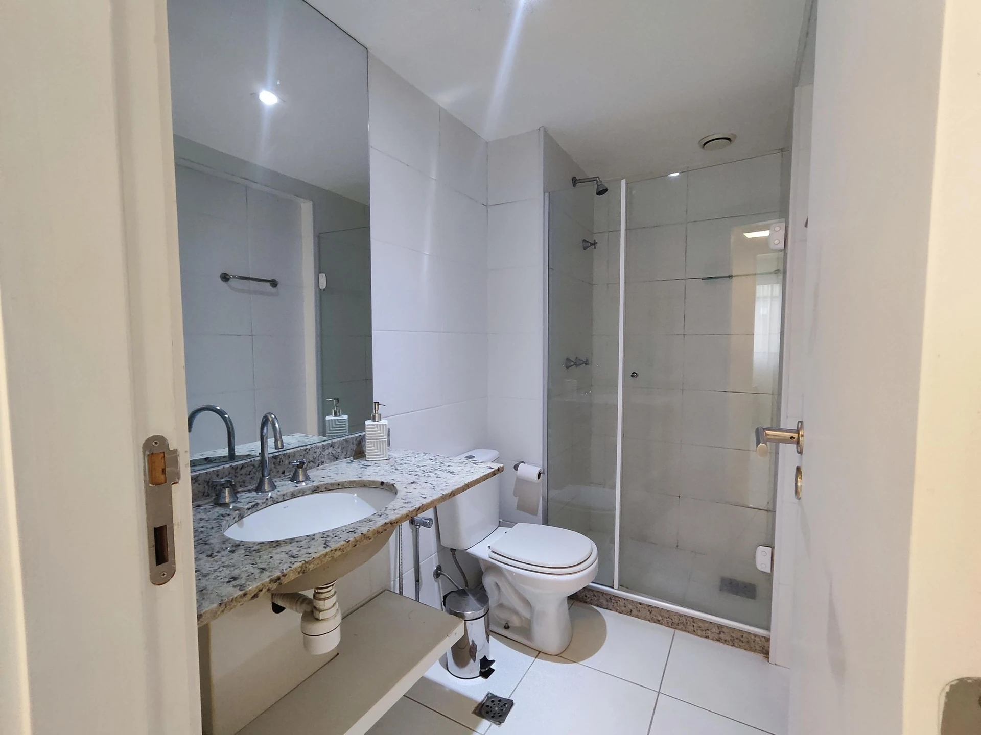 Apartamento de 2 quartos em condomínio com sauna — photo 17