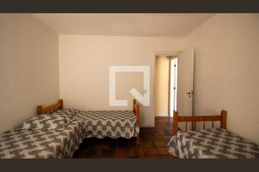 Unfurnished house with 3 bedrooms and 5 baths, 1500 m² — photo 16