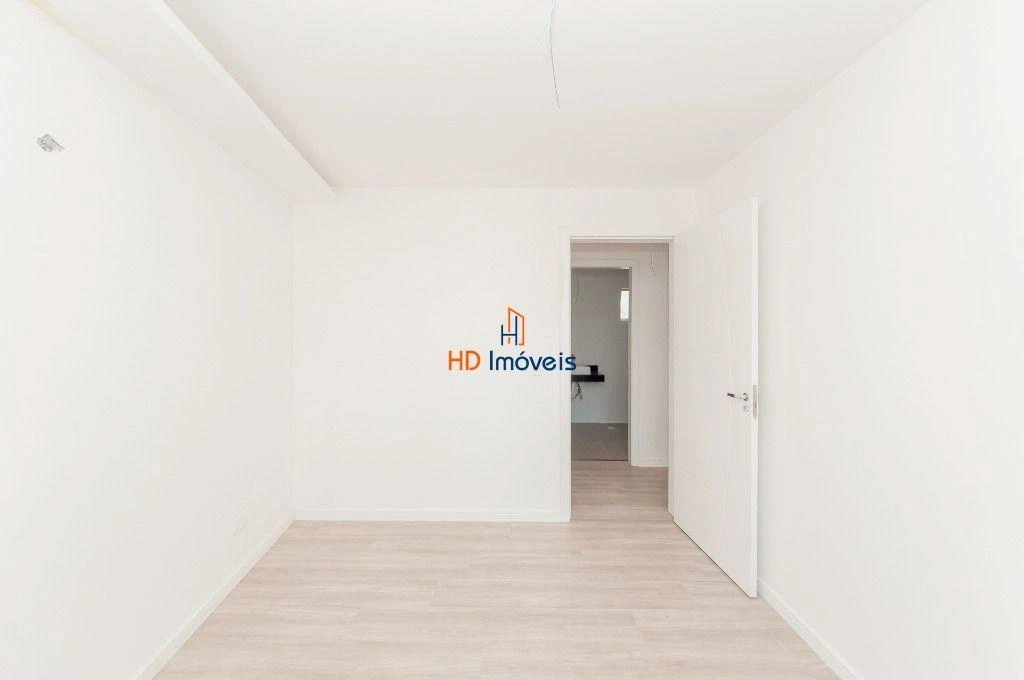 House, 168 m², with a glass-enclosed balcony — photo 14
