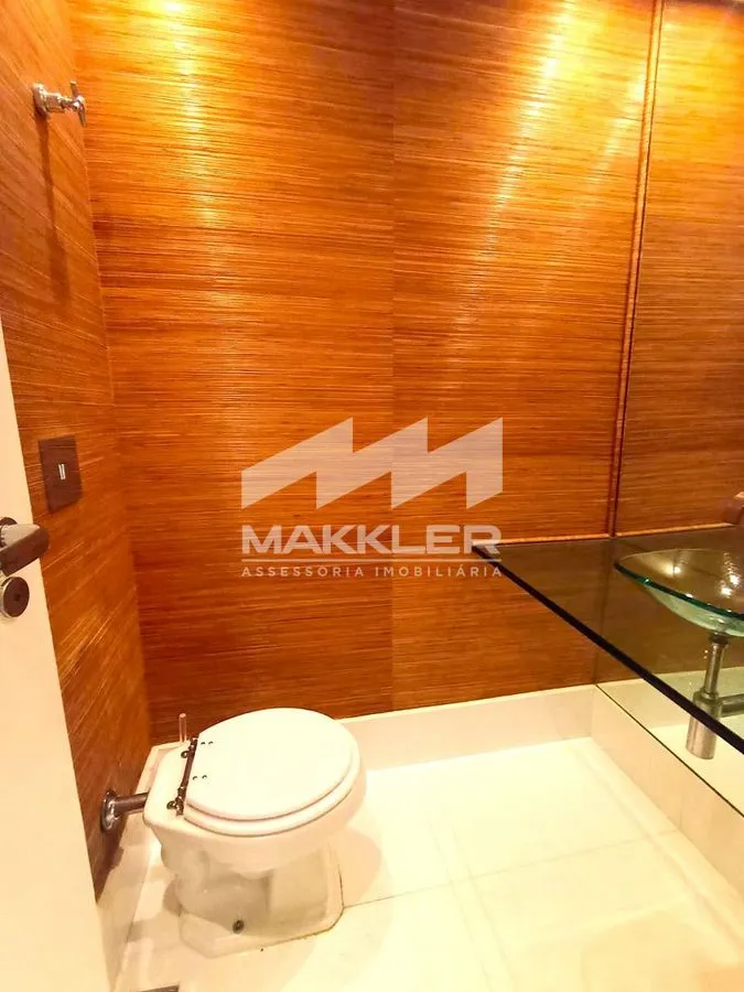 Apartment with 4 bedrooms and 4 bathrooms — photo 11