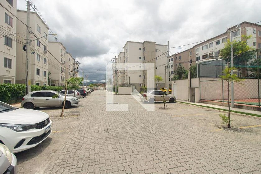 2-bedroom apartment in a building with a pool — photo 14