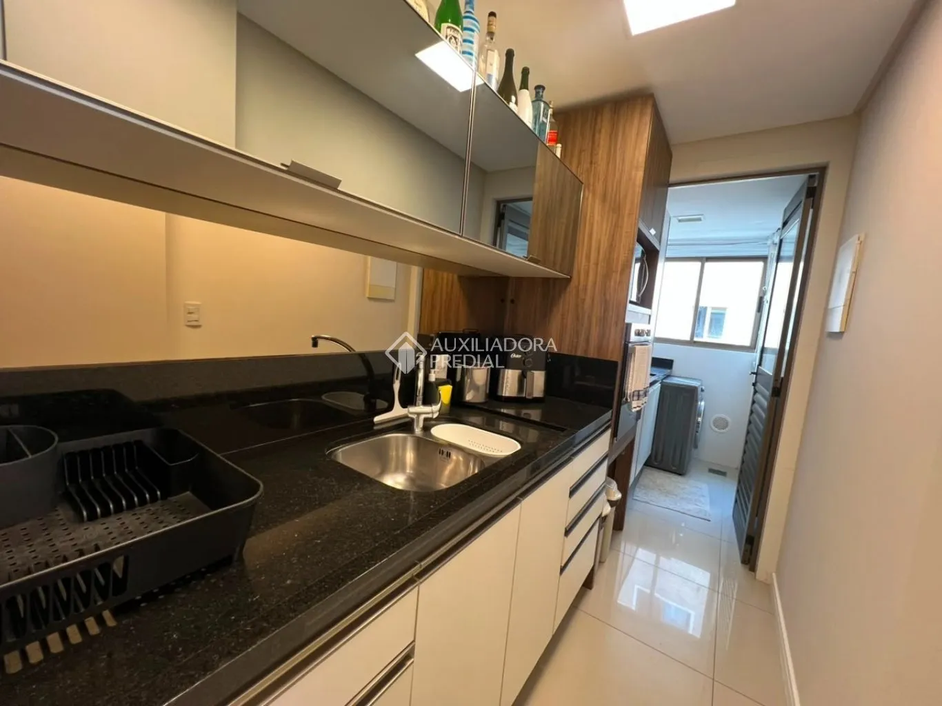 Apartamento amueblado de 2 dormitorios y cocina abierta — photo 6