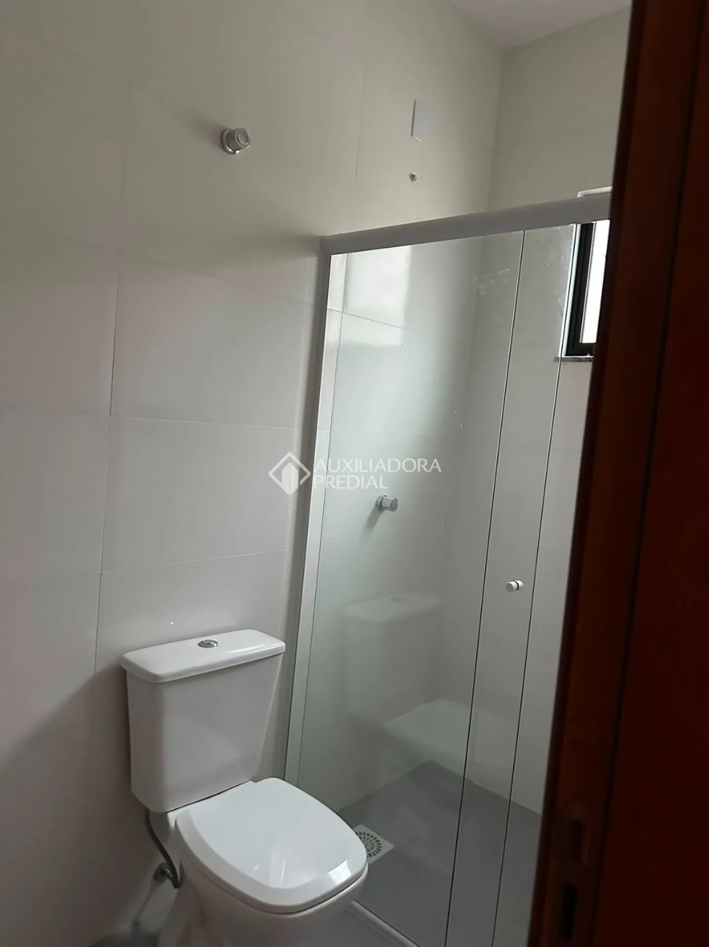House with open-plan kitchen and 3 en-suite bedrooms — photo 13
