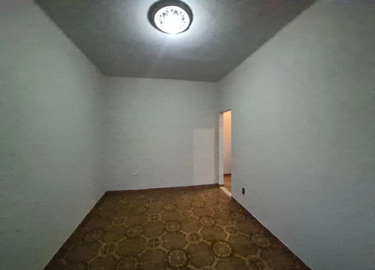 Деревянный пол или ламинат и 2 спальни: квартира 90 м² — photo 19