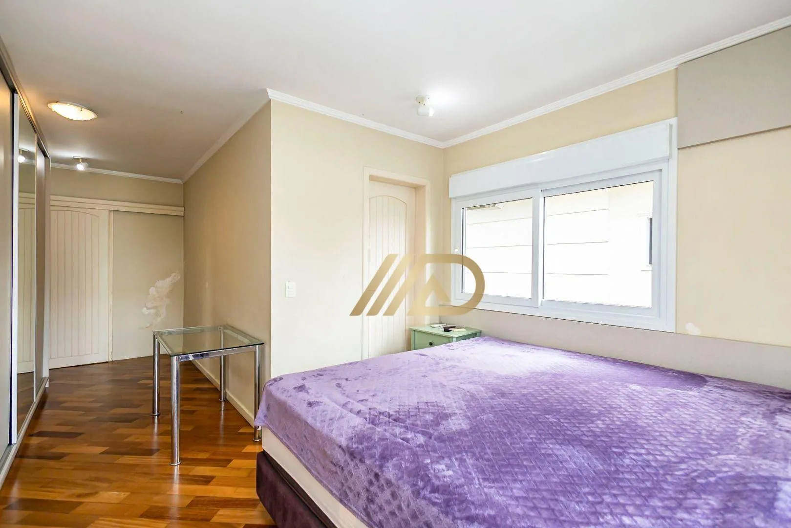 Будинок на 4 спальні з 377 м² і 4 паркомісцями — photo 19