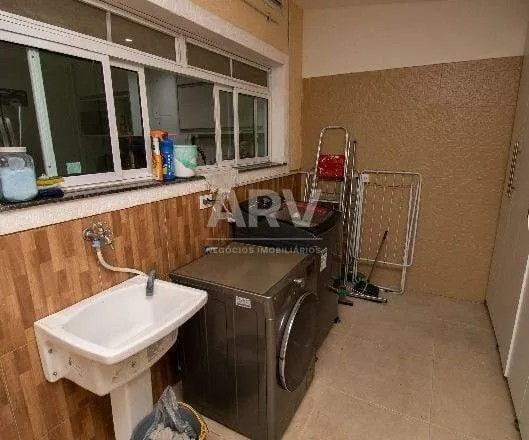 Casa de 300 m² com banheira e churrasqueira privativa — photo 4