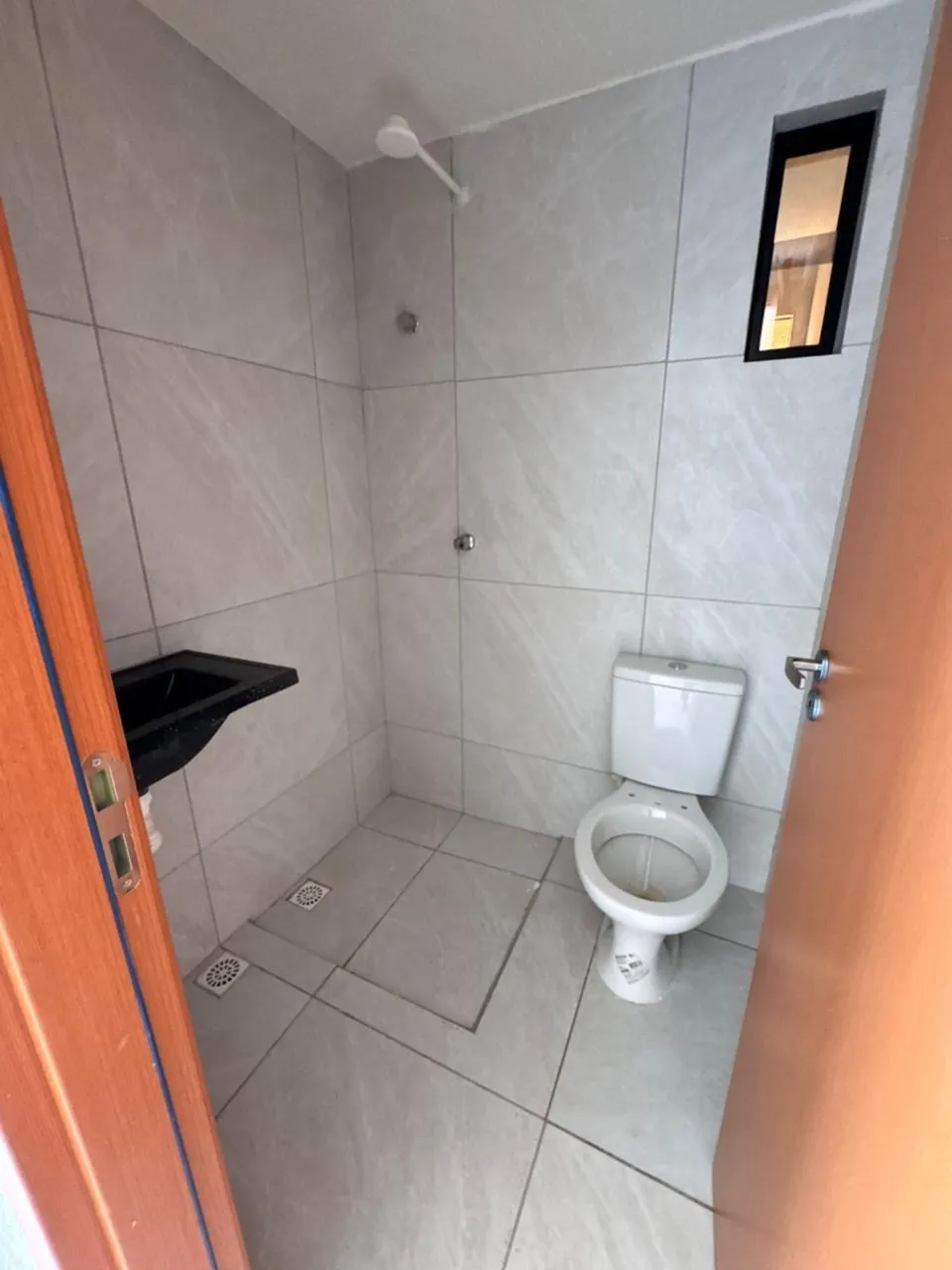 Квартира с 2 спальнями, 2 ванными и закрытой кухней — photo 17