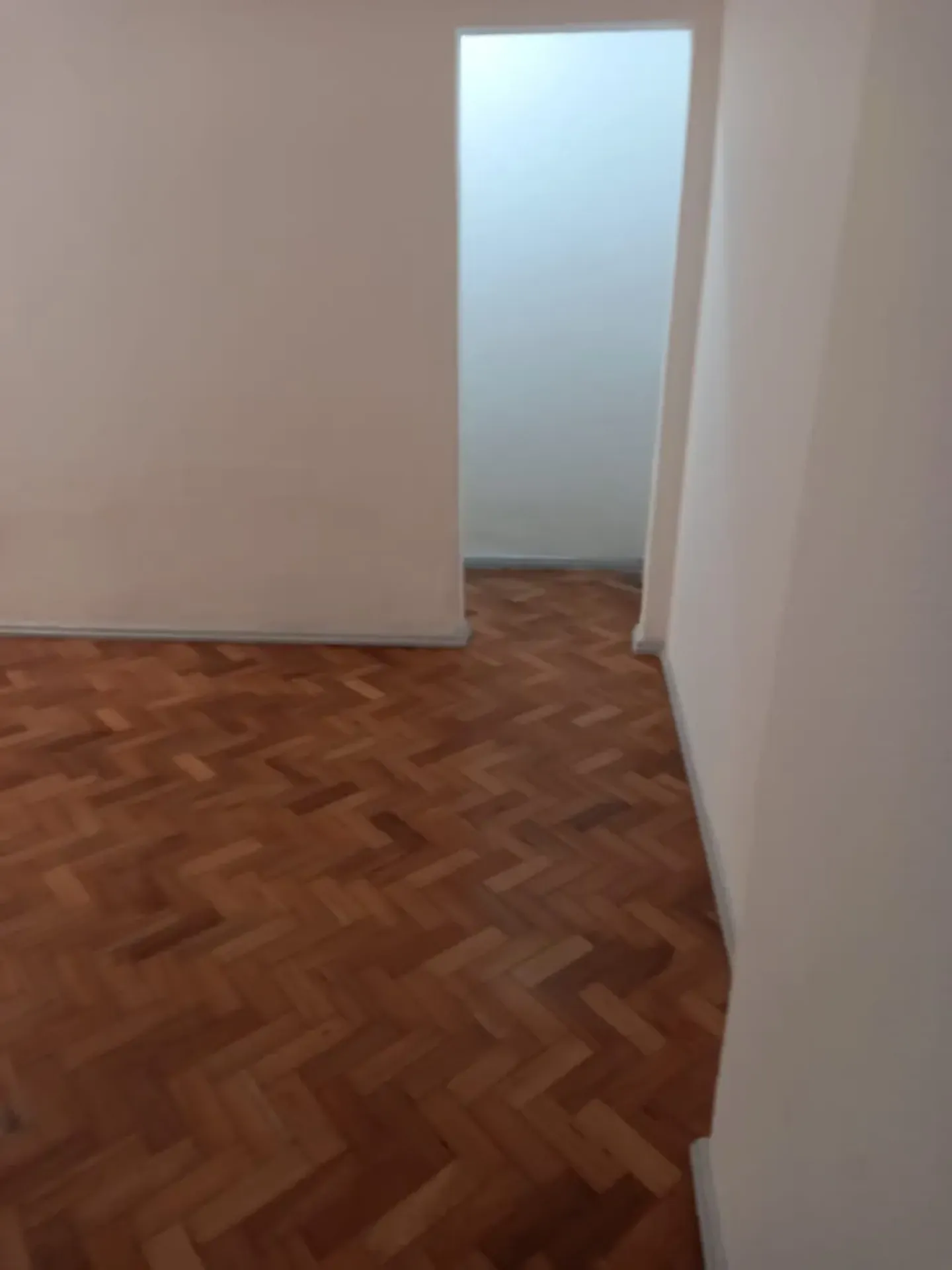 Apartment, 50 m², with wood or laminate floors — photo 6