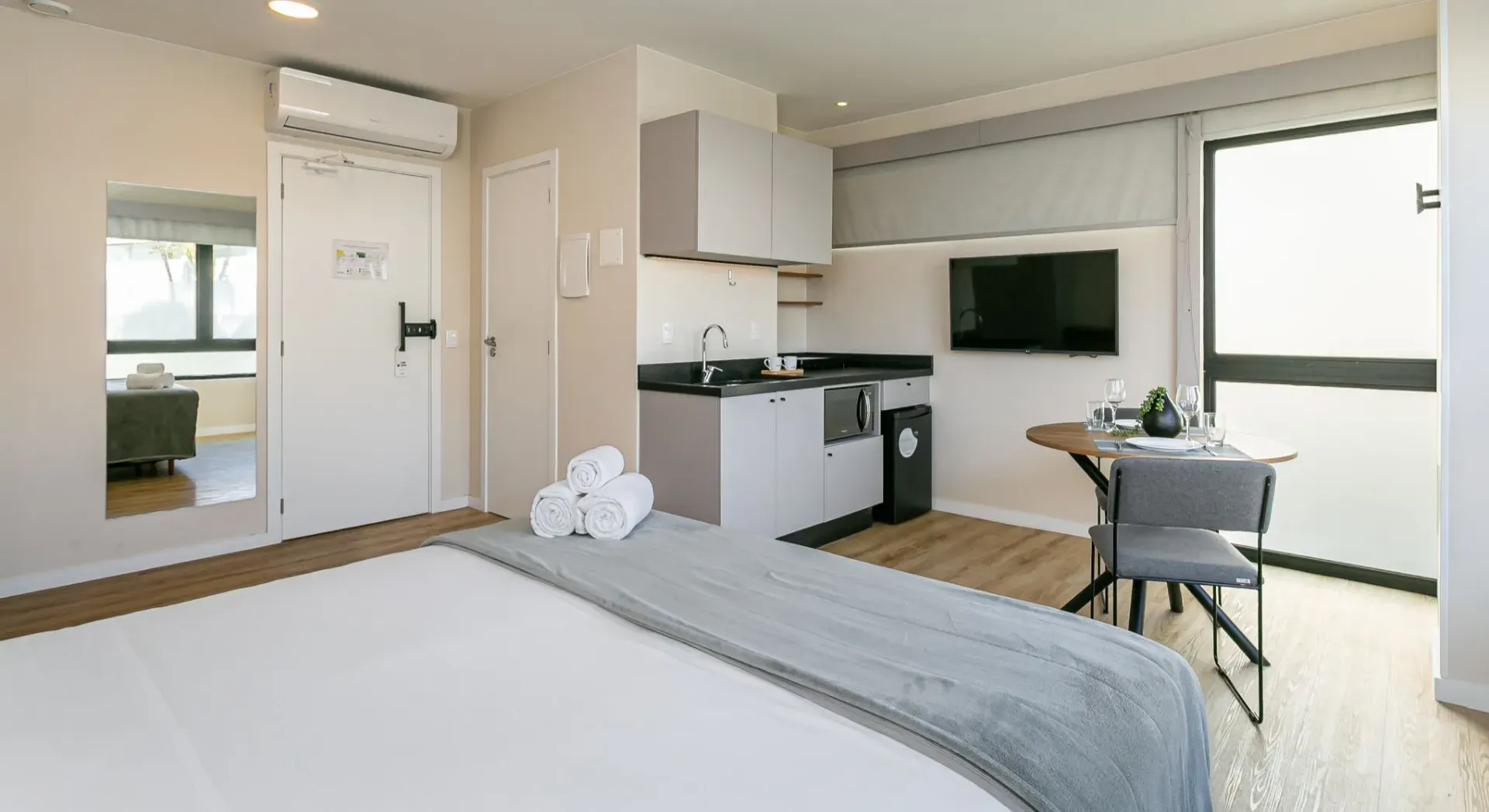 Облаштований студіо 30 м² із власним садом — photo 5