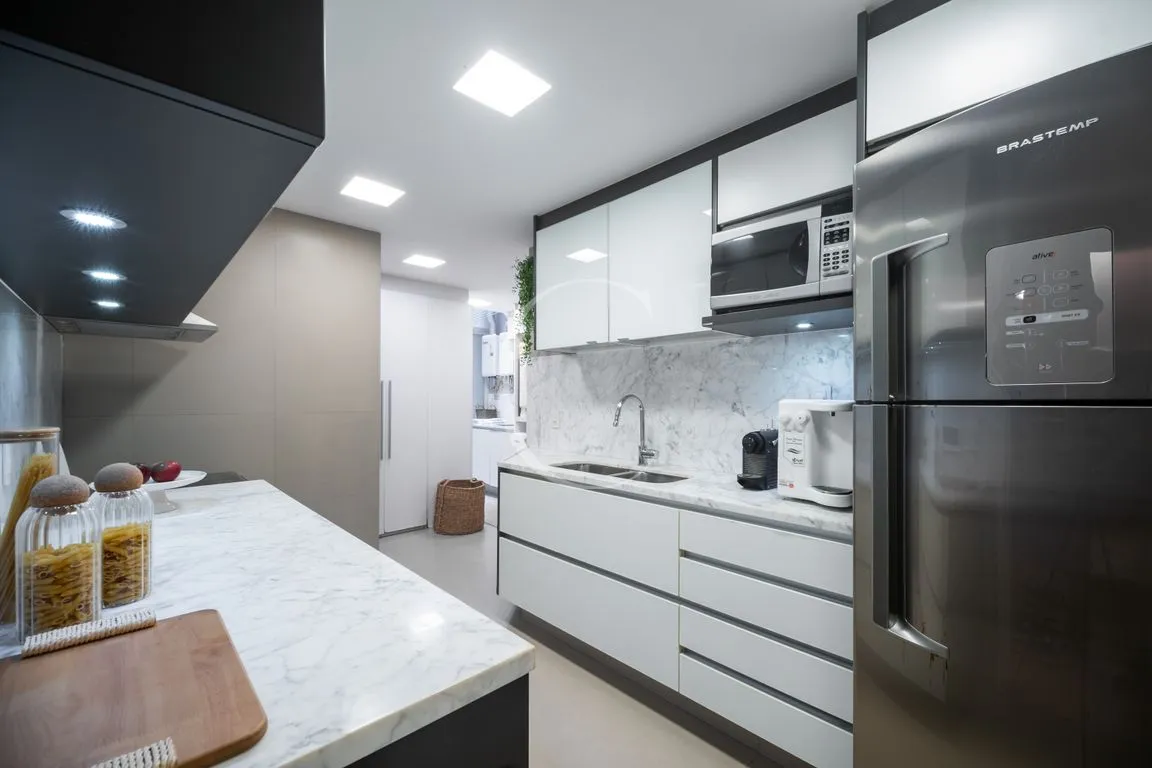 Apartamento com 3 quartos e cozinha fechada — photo 21